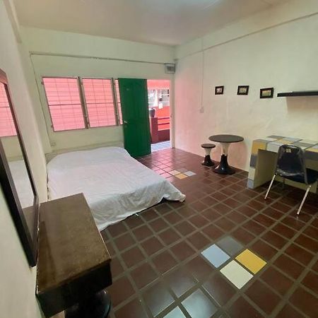 Ratanawong Place 516 Bangkok Kültér fotó