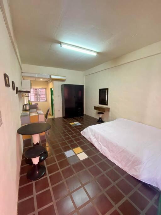 Ratanawong Place 516 Bangkok Kültér fotó